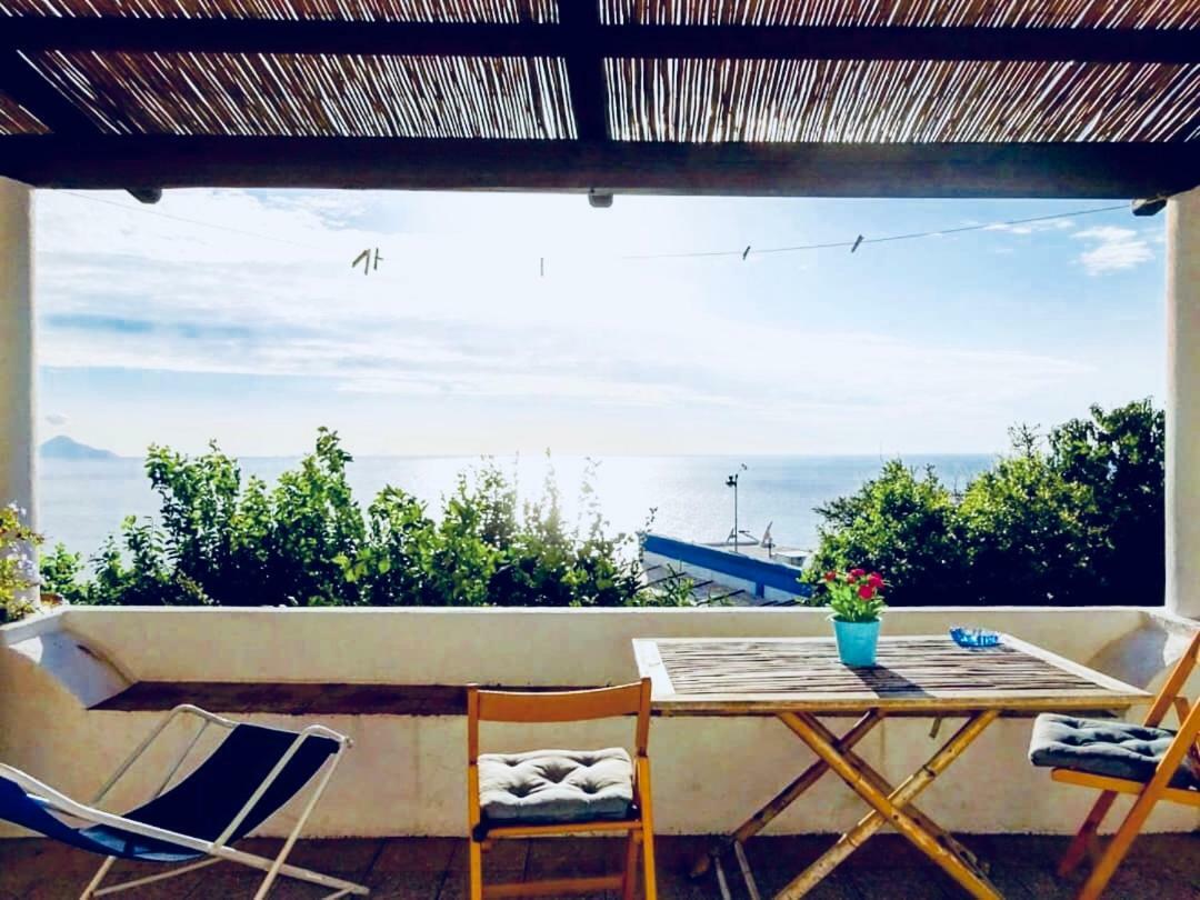 Casa Mare Blu Hotel Ginostra Exterior photo